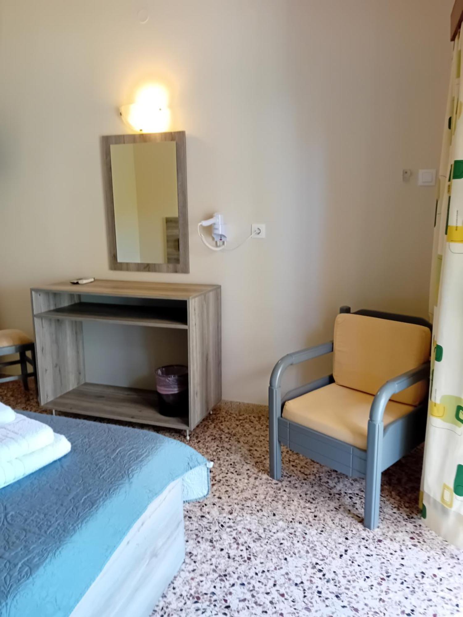 Hermes Agia Marina  Zewnętrze zdjęcie